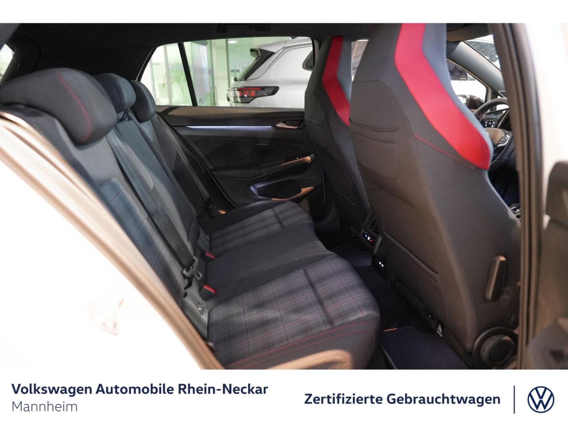 Volkswagen Golf GTI