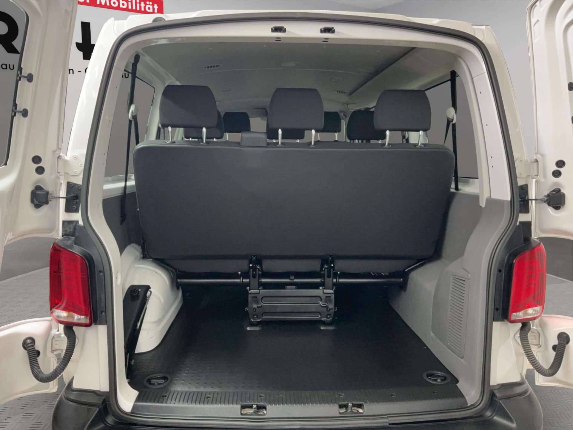 Volkswagen T6.1 Transporter Kombi kurzer Radstand