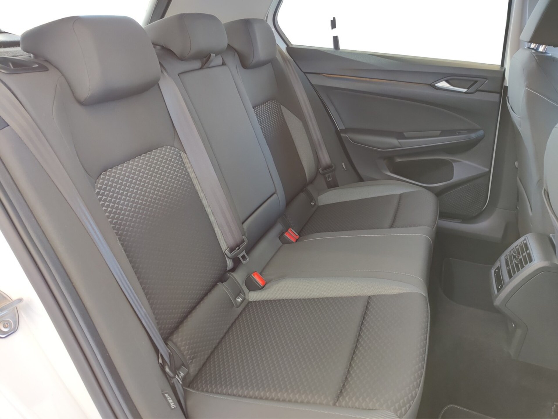Volkswagen Golf Active