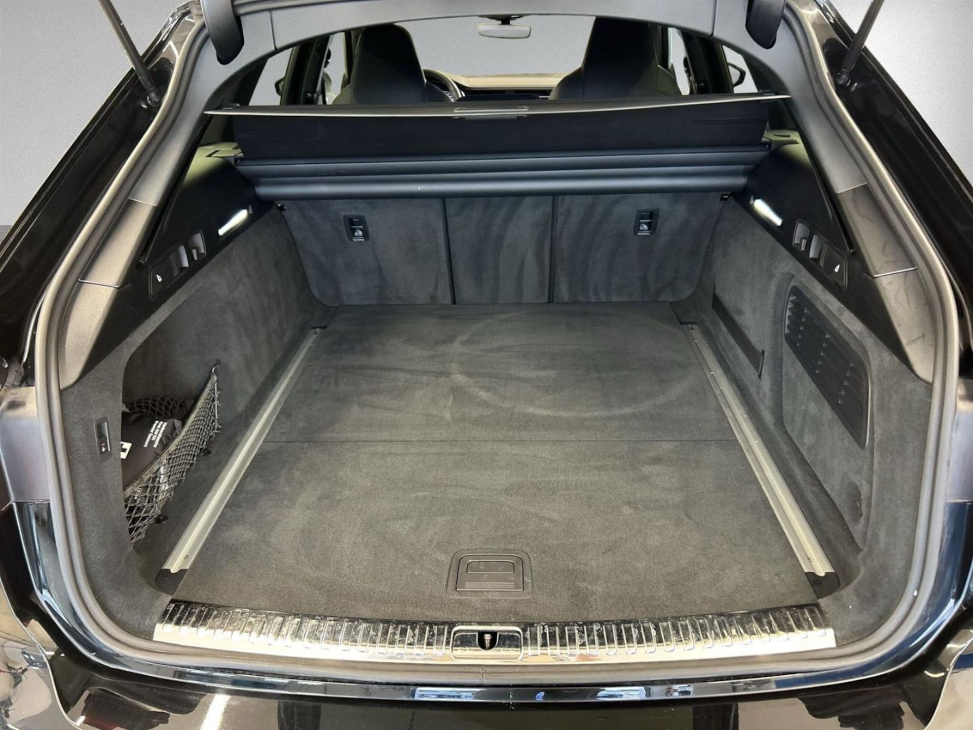 Audi S6 Avant