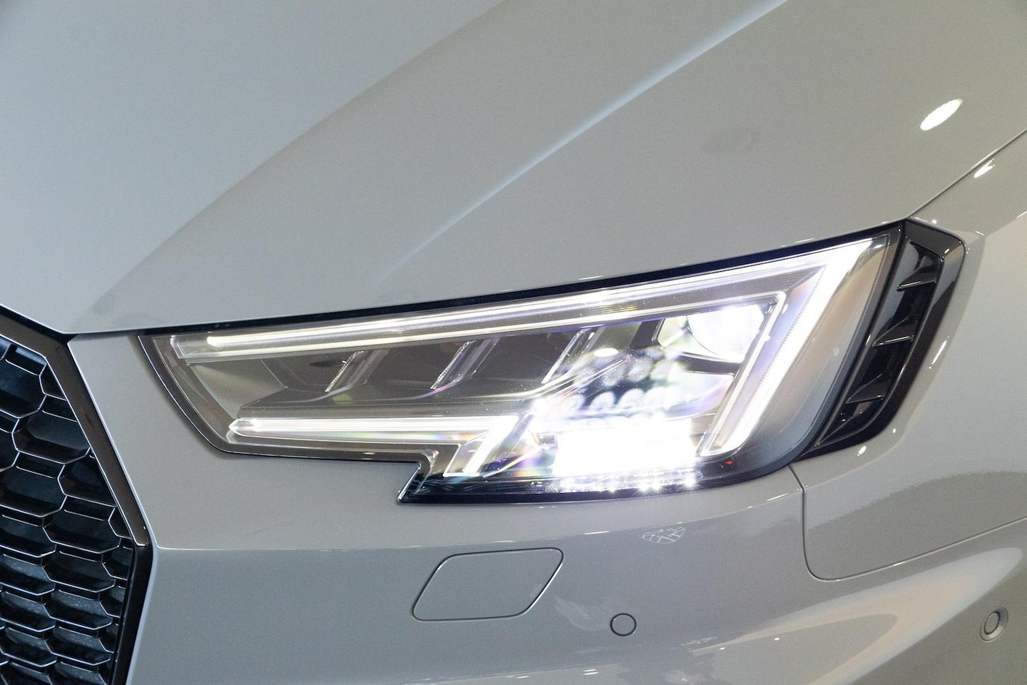 Image about Audi RS 4 Avant 2.9 TFSI
