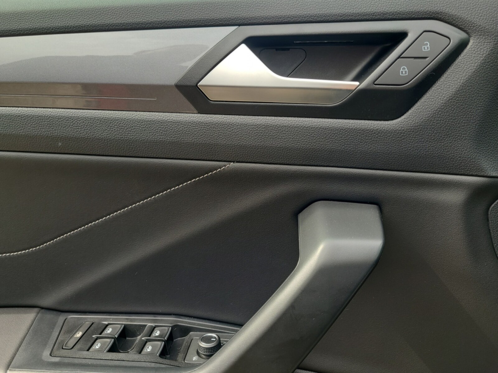 Volkswagen T-Roc – Bild 17