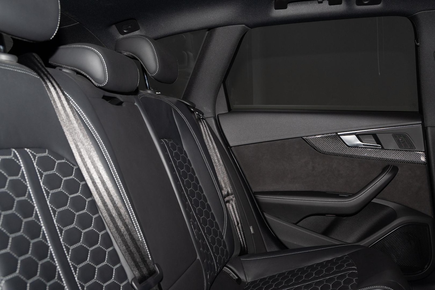 Image about Audi RS 4 Avant 2.9 TFSI