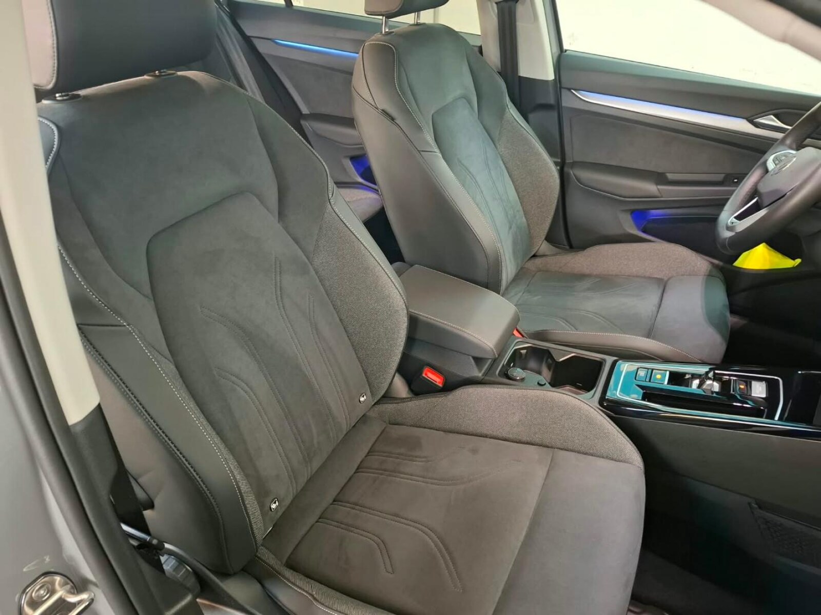Volkswagen Golf Variant – Bild 10