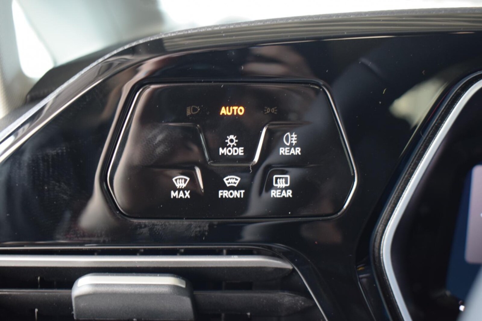 Volkswagen Caddy – Bild 12