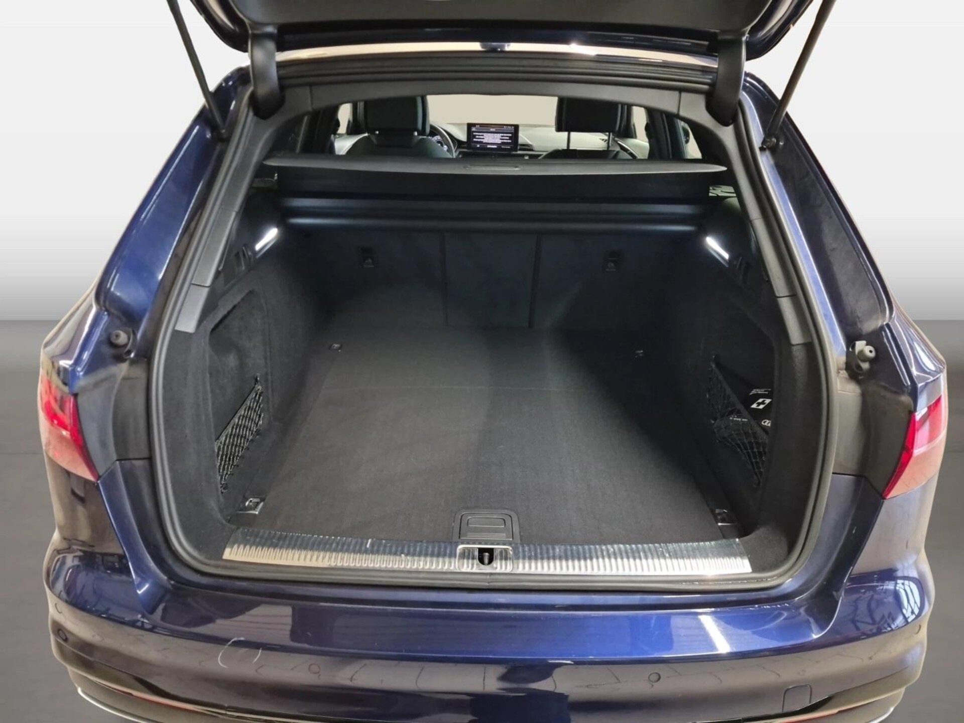 Audi A4 Avant S line
