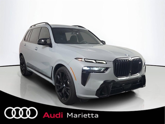 2023 BMW X7