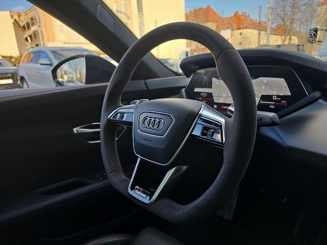 Audi e-tron GT RS