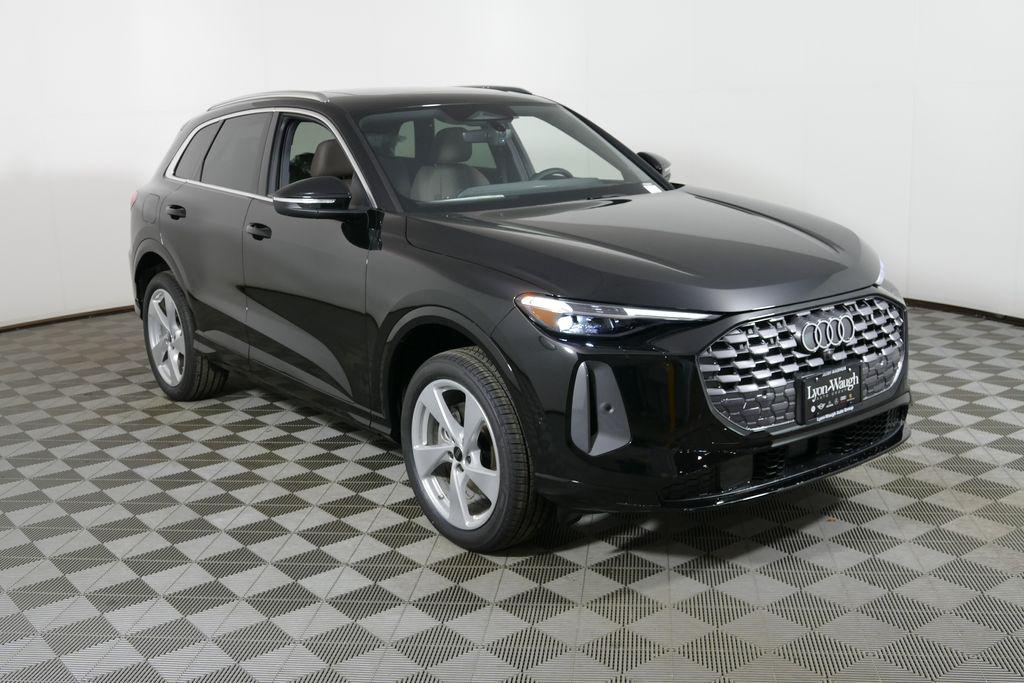 2026 Audi Q5 Premium Plus quattro's photo