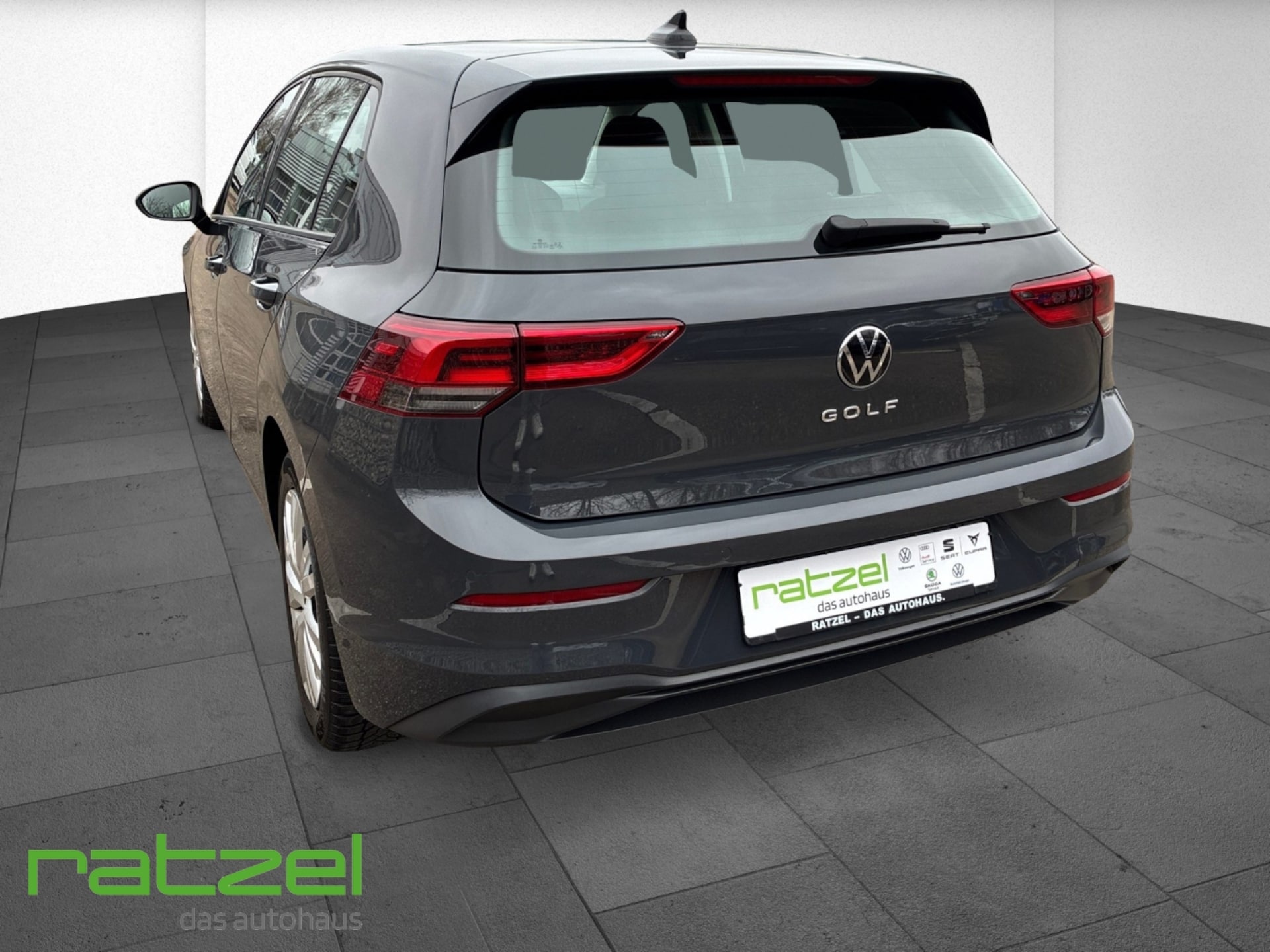 Volkswagen Golf Life