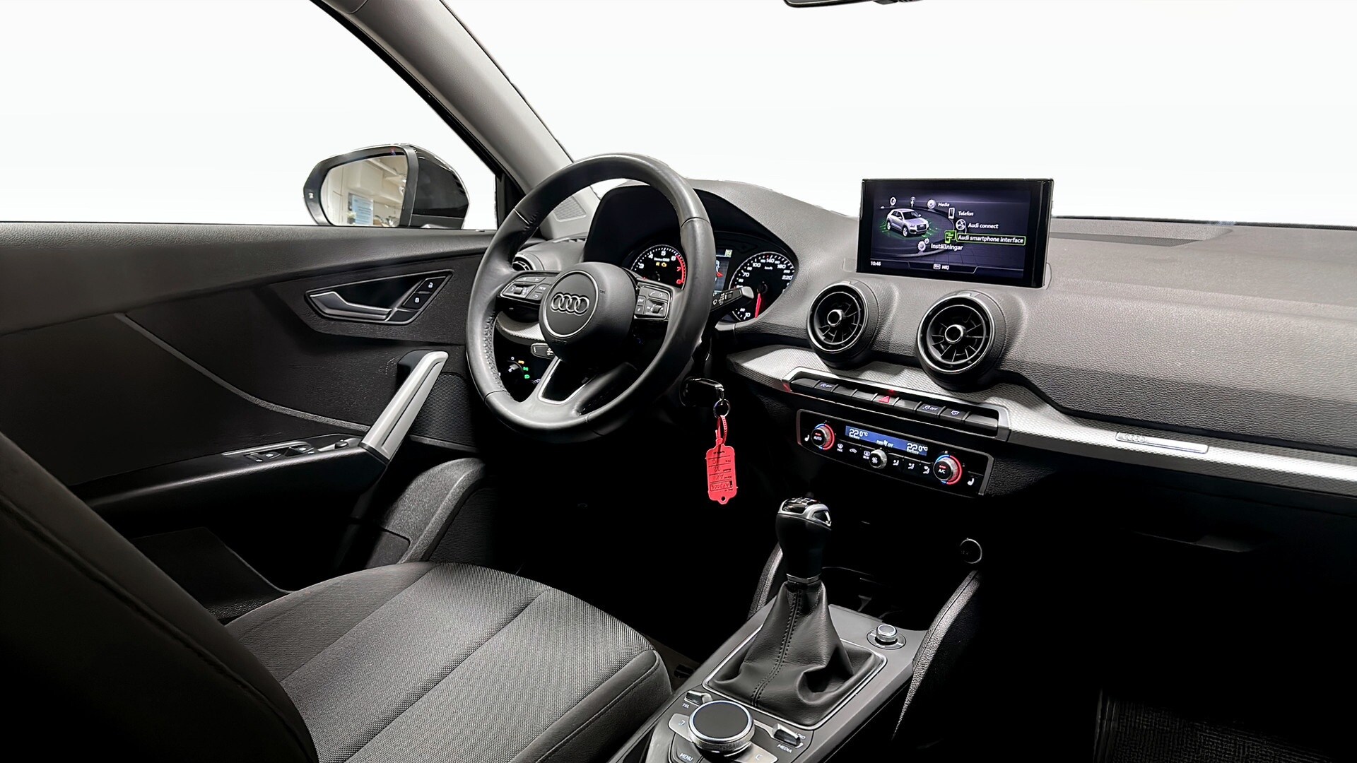 Bild som visar&nbsp;Audi Q2&nbsp;Q2 30 TFSI Proline 110 hk 6-växlad - för mer information kontakta din Audi Partner