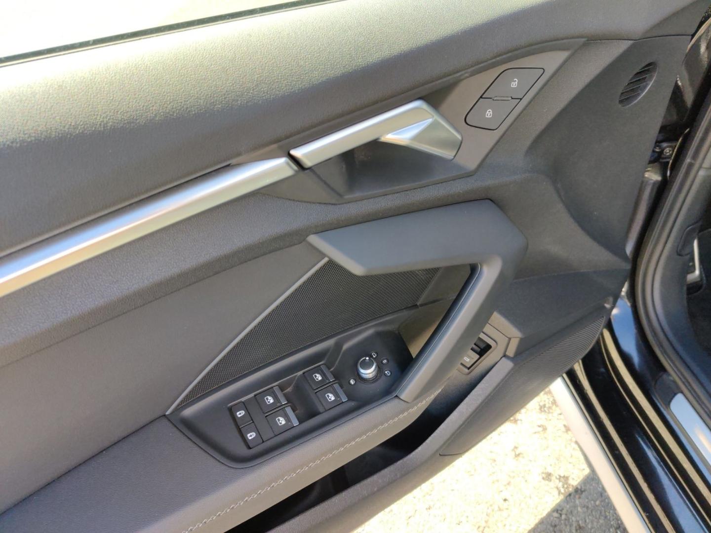 Image about Audi S3 Limousine TFSI quattro S tronic