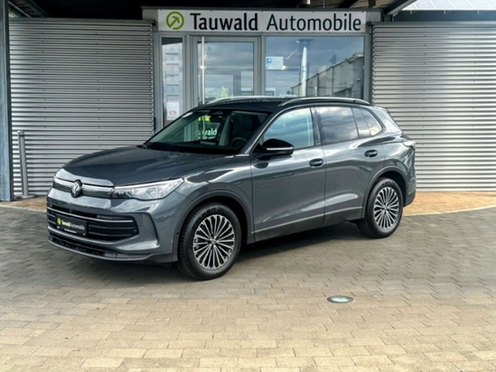 Volkswagen Tiguan – Bild 2