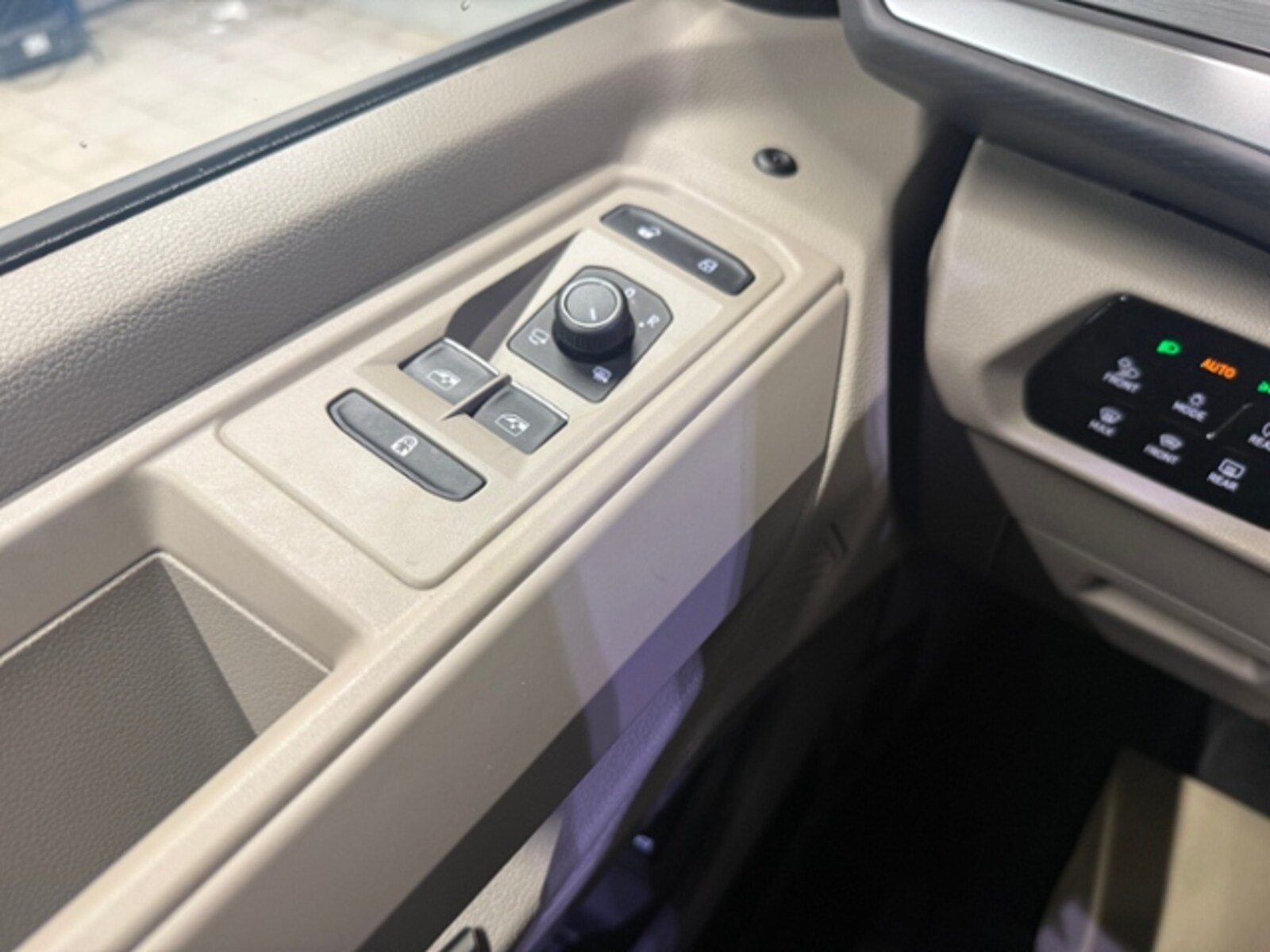 Volkswagen Multivan Langversion – Bild 19