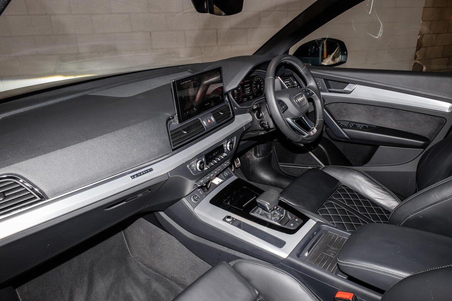 Image about Audi Q5 Sportback 45 TFSI quattro S tronic