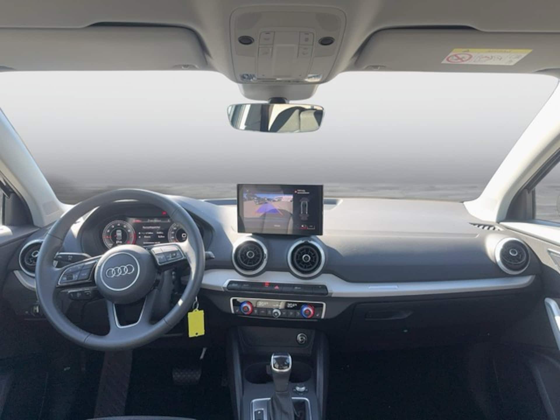 Audi Q2 S line