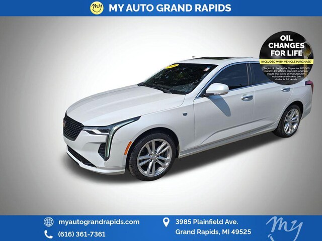 2022 Cadillac CT4