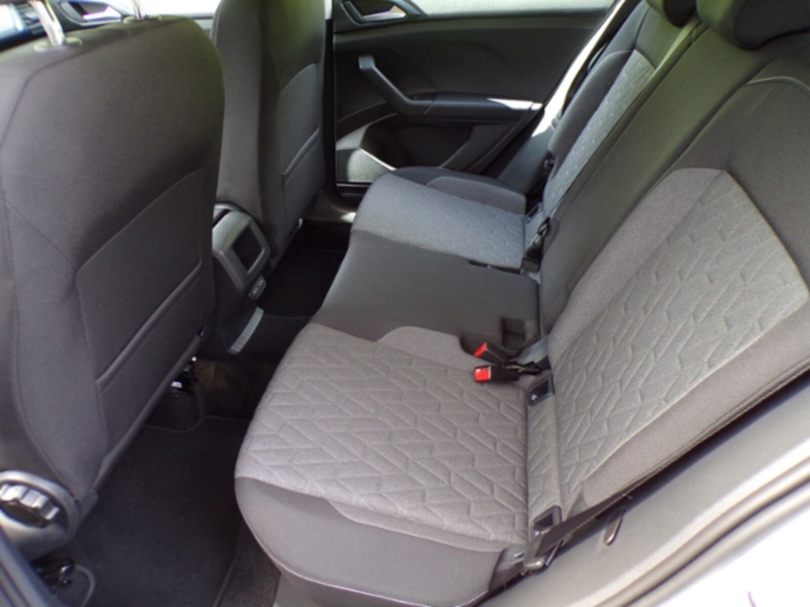 Volkswagen T-Cross – Bild 21