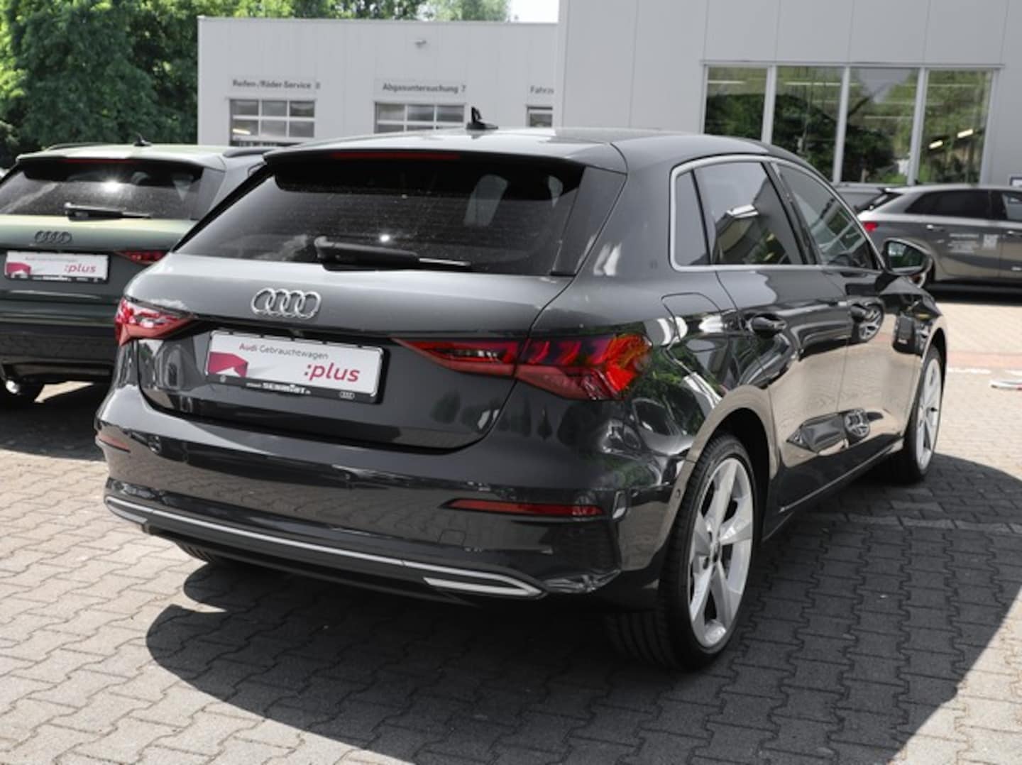 Bild über Audi A3 Sportback advanced 35 TFSI S tronic - für weitere Informationen kontaktieren Sie den Audi Partner