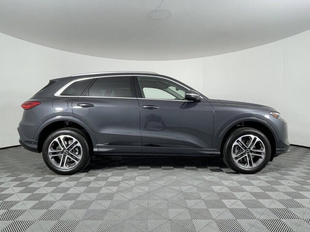 2025 Audi Q5 Premium - Photo 20
