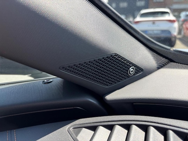 Bild des Autos 23