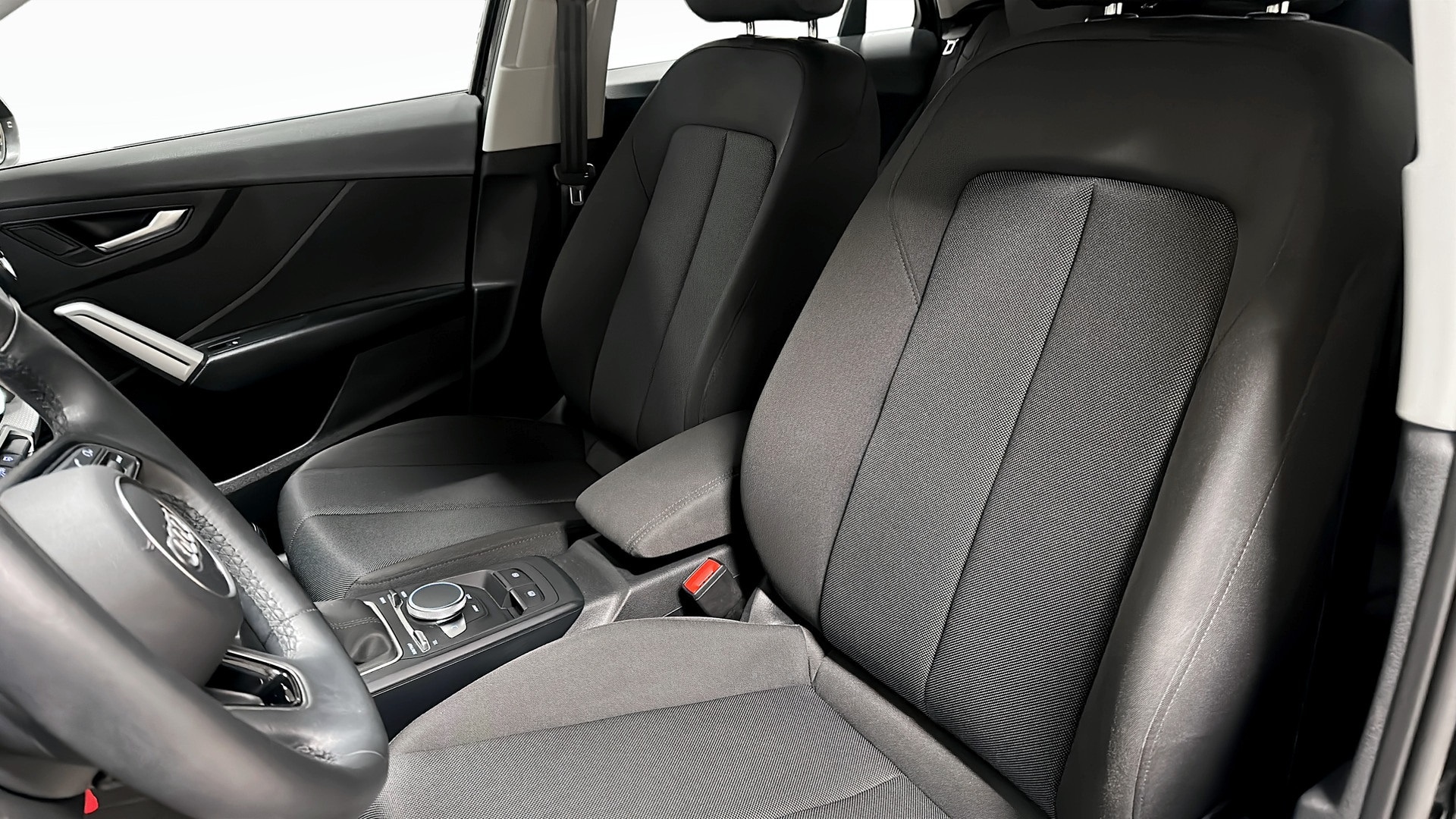 Bild som visar Audi Q2 Q2 30 TFSI Proline 110 hk 6-växlad - för mer information kontakta din Audi Partner