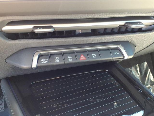 2026 Audi Q3 Base - Photo 10