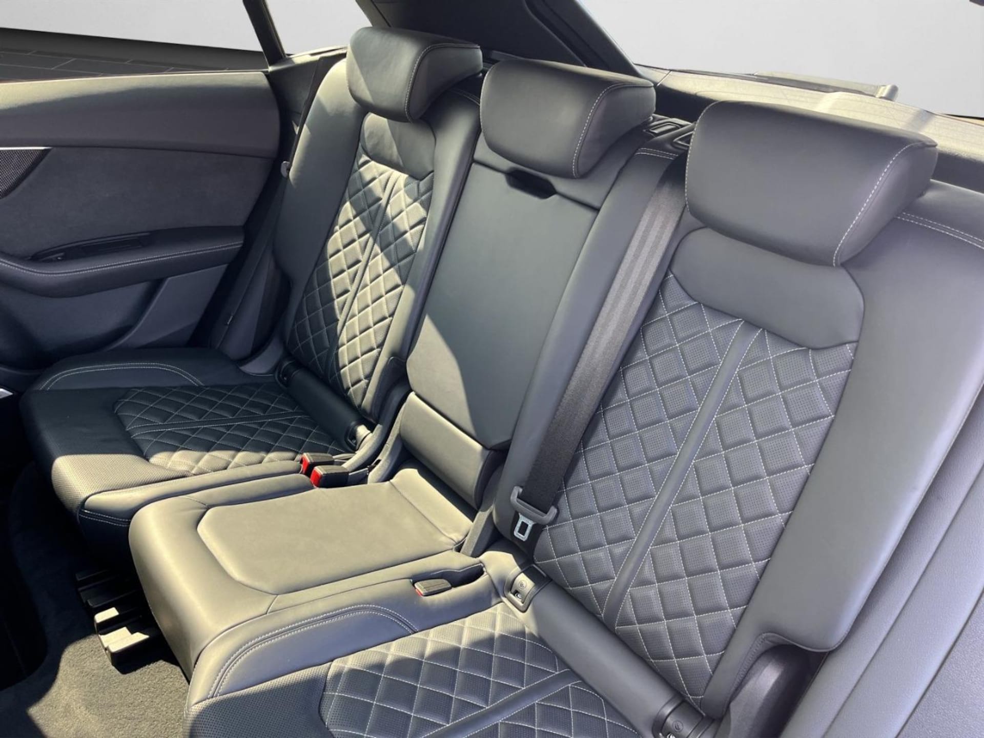 Audi SQ8 SUV