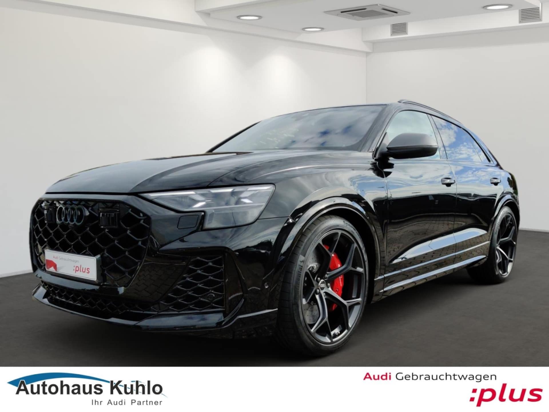 Audi RS Q8 SUV performance