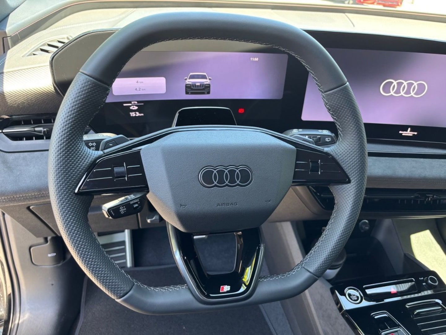 Bild über Audi Q6 SUV e-tron S line business e-tron performance 225 kW - für weitere Informationen kontaktieren Sie den Audi Partner