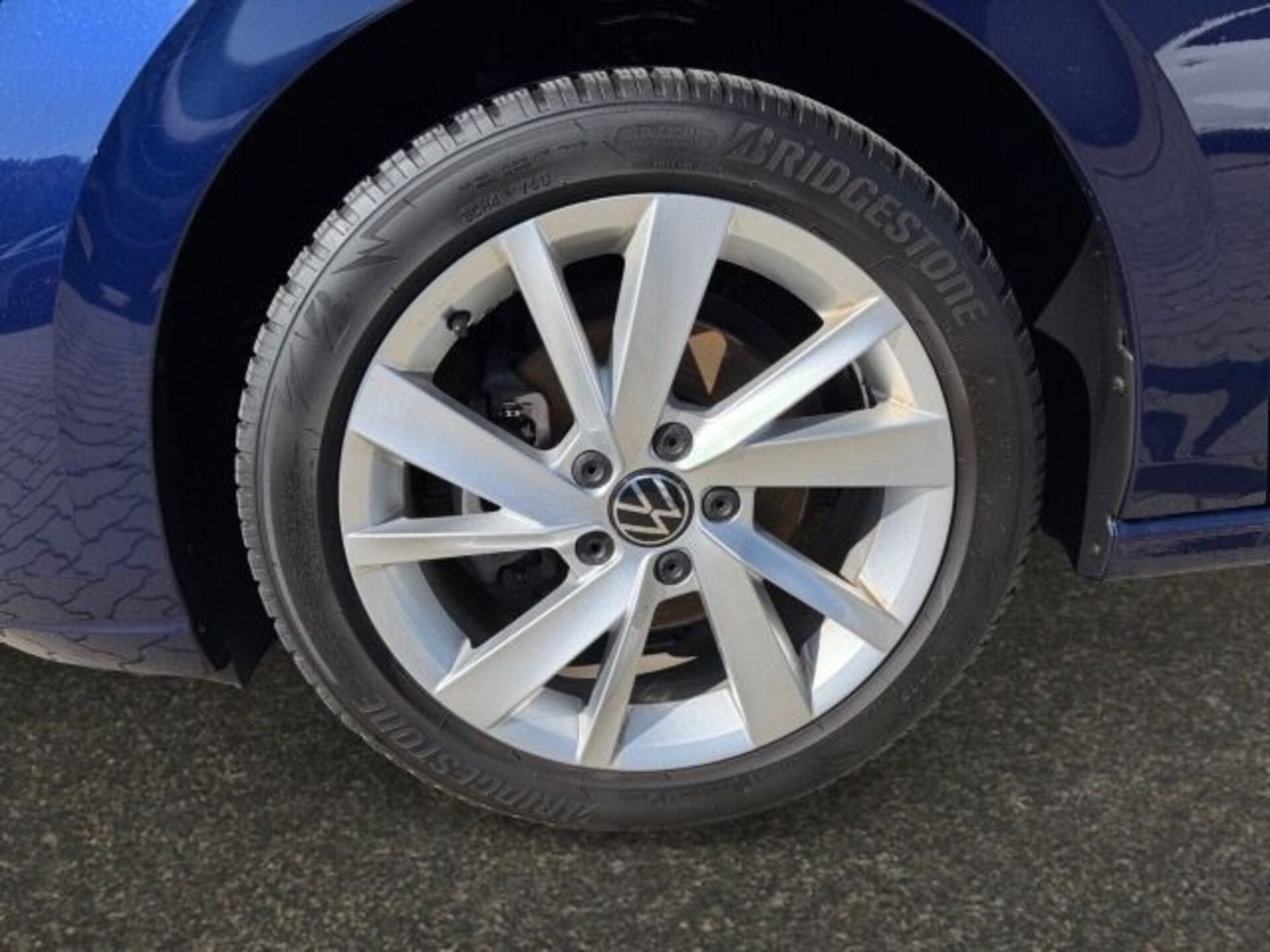 Volkswagen Golf Style