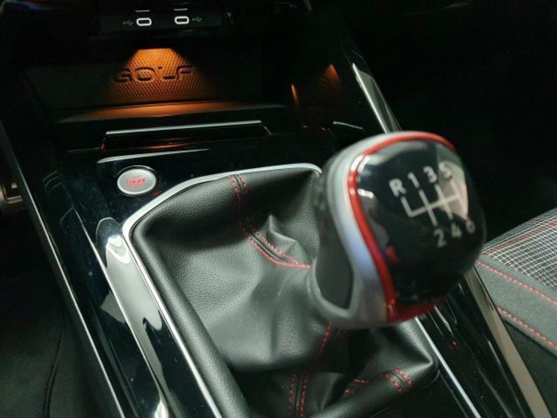 Volkswagen Golf GTI