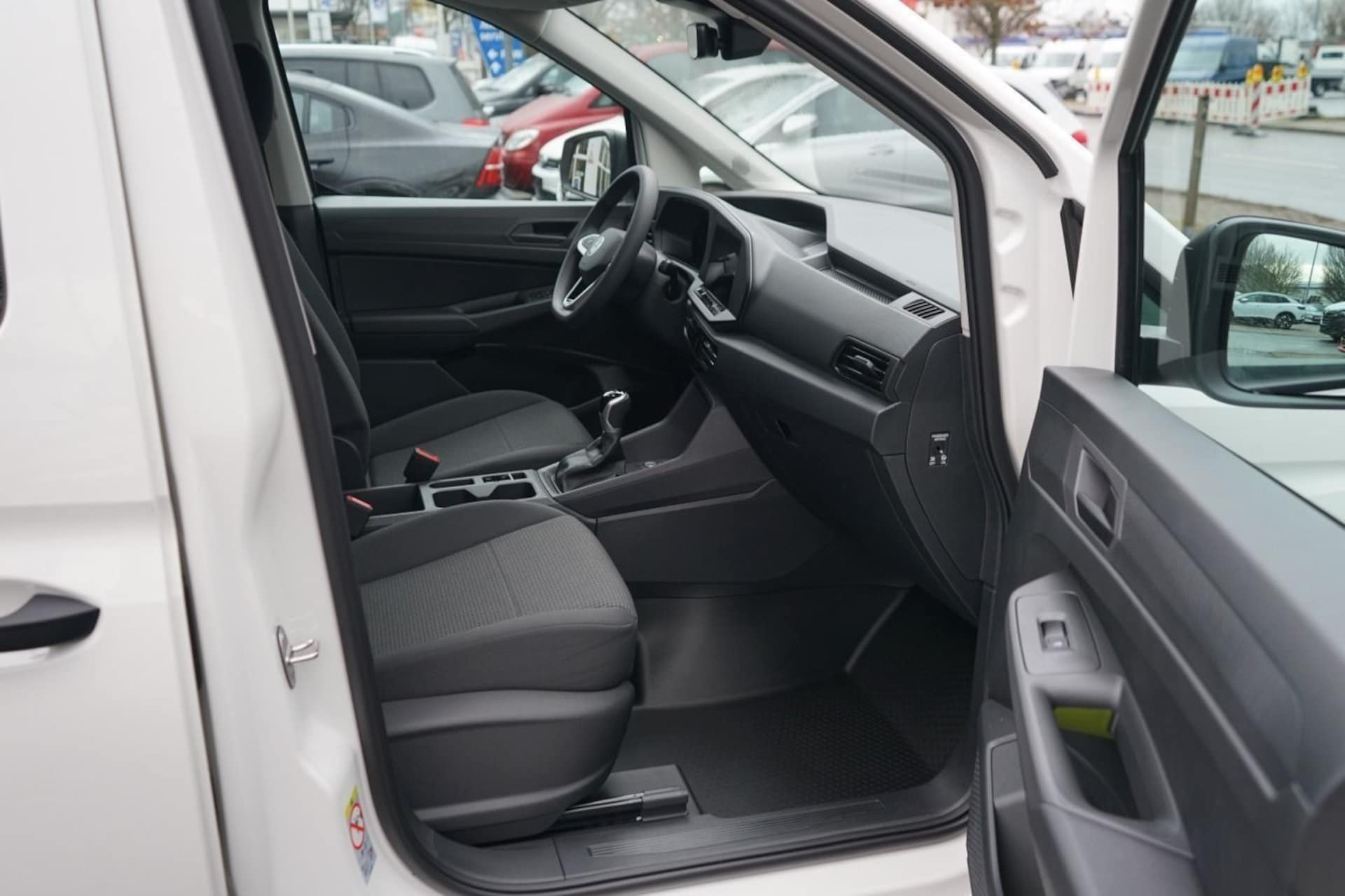 Volkswagen Caddy Kombi Basis-Modell