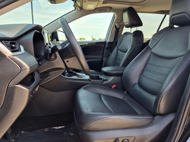 2022 Toyota RAV4 XLE Premium - Photo 9