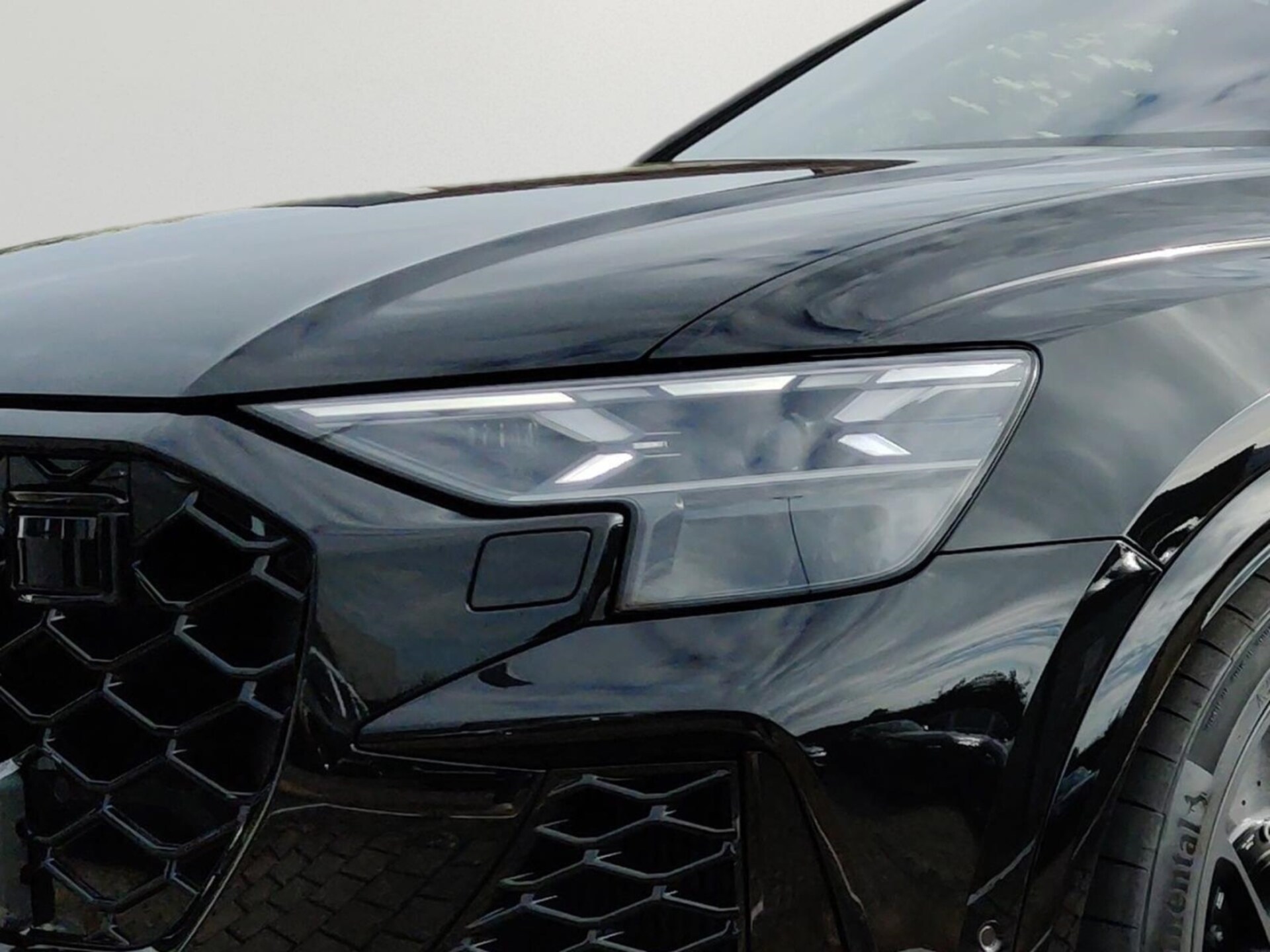 Audi RS Q8 SUV performance