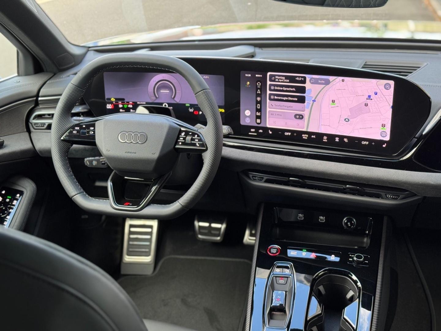 Bild über Audi A5 Avant e-hybrid e-hybrid quattro 270 kW S tronic - für weitere Informationen kontaktieren Sie den Audi Partner