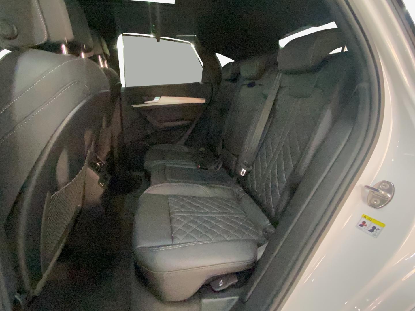 Image about Audi Q5 Sportback TFSI e S line 50 TFSI e quattro 220 kW (299 ch) S tronic