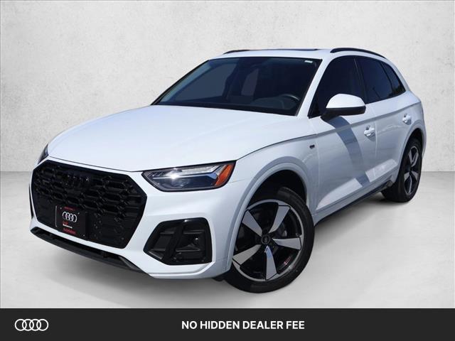 2023 Audi Q5 45 Premium Plus's photo