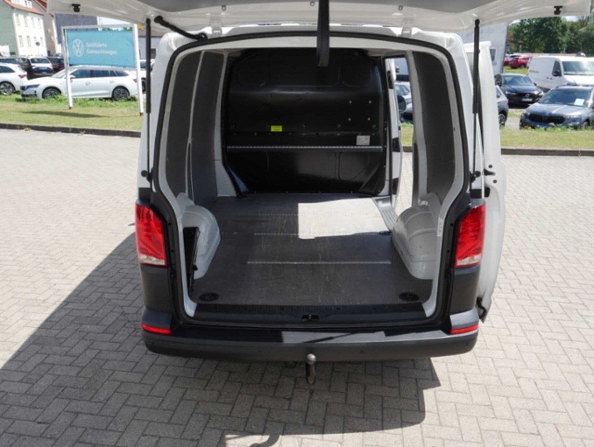 Volkswagen T6.1 Transporter Kasten kurzer Radstand