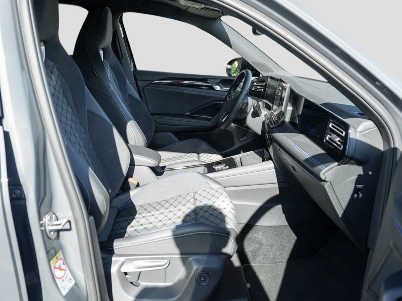 Volkswagen Tiguan – Bild 7