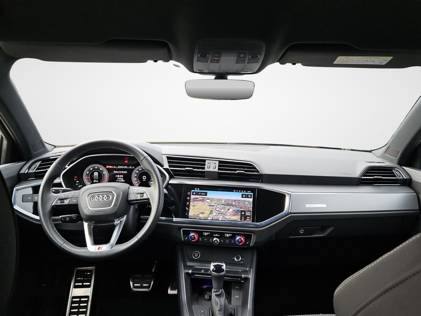 Bild über Audi Q3 S line 35 TFSI S tronic - für weitere Informationen kontaktieren Sie den Audi Partner