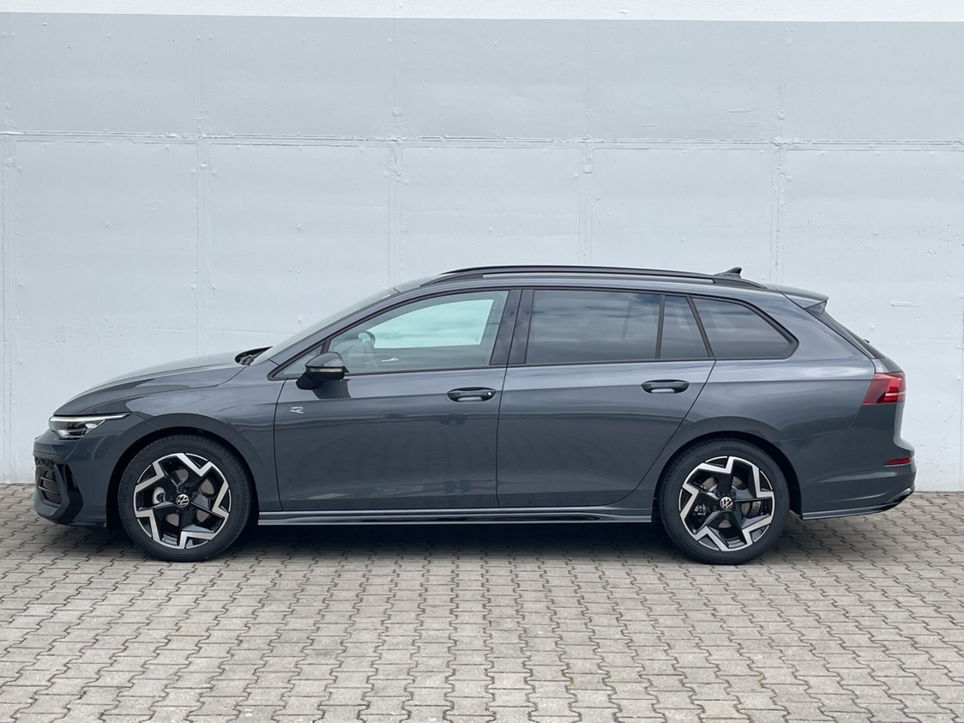 Volkswagen Golf Variant R-Line