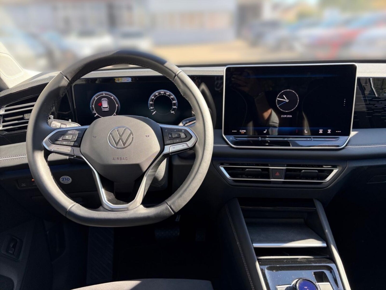 Volkswagen Tiguan – Bild 11