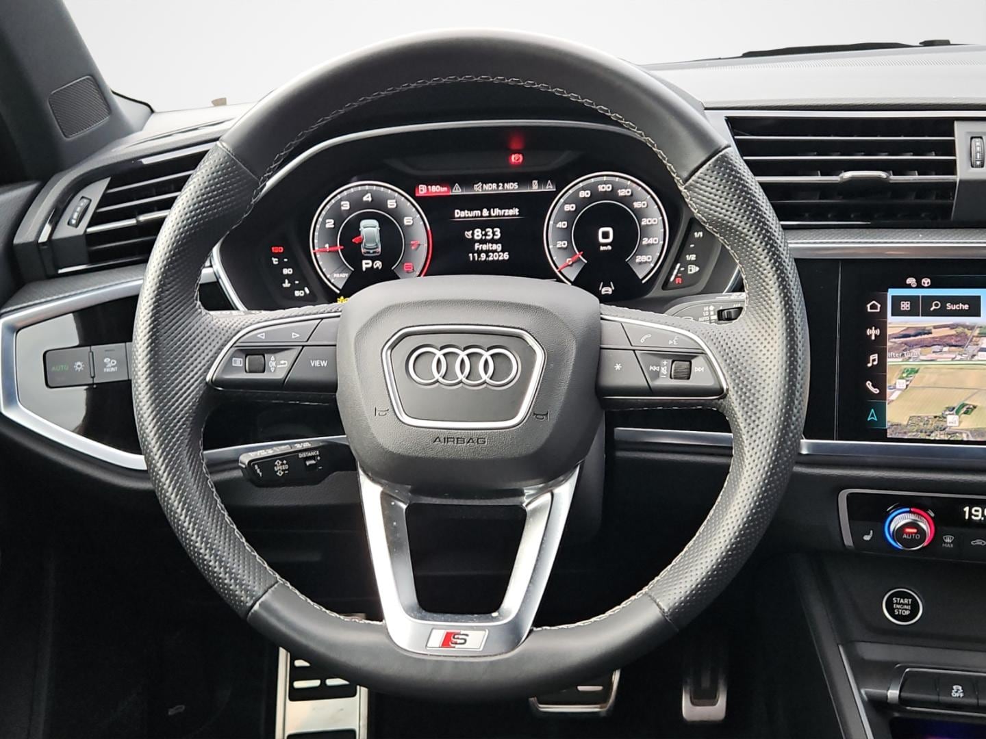 Bild über Audi Q3 S line 35 TFSI S tronic - für weitere Informationen kontaktieren Sie den Audi Partner