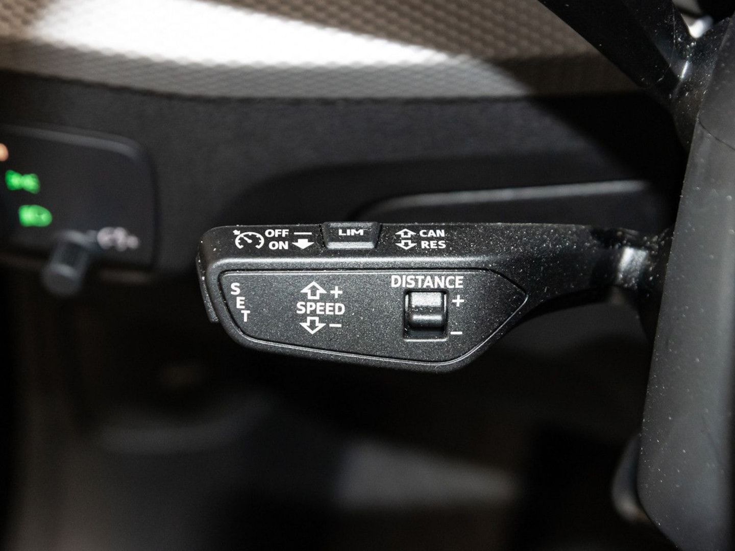 Bild über Audi Q2 advanced 40 TFSI quattro S tronic - für weitere Informationen kontaktieren Sie den Audi Partner