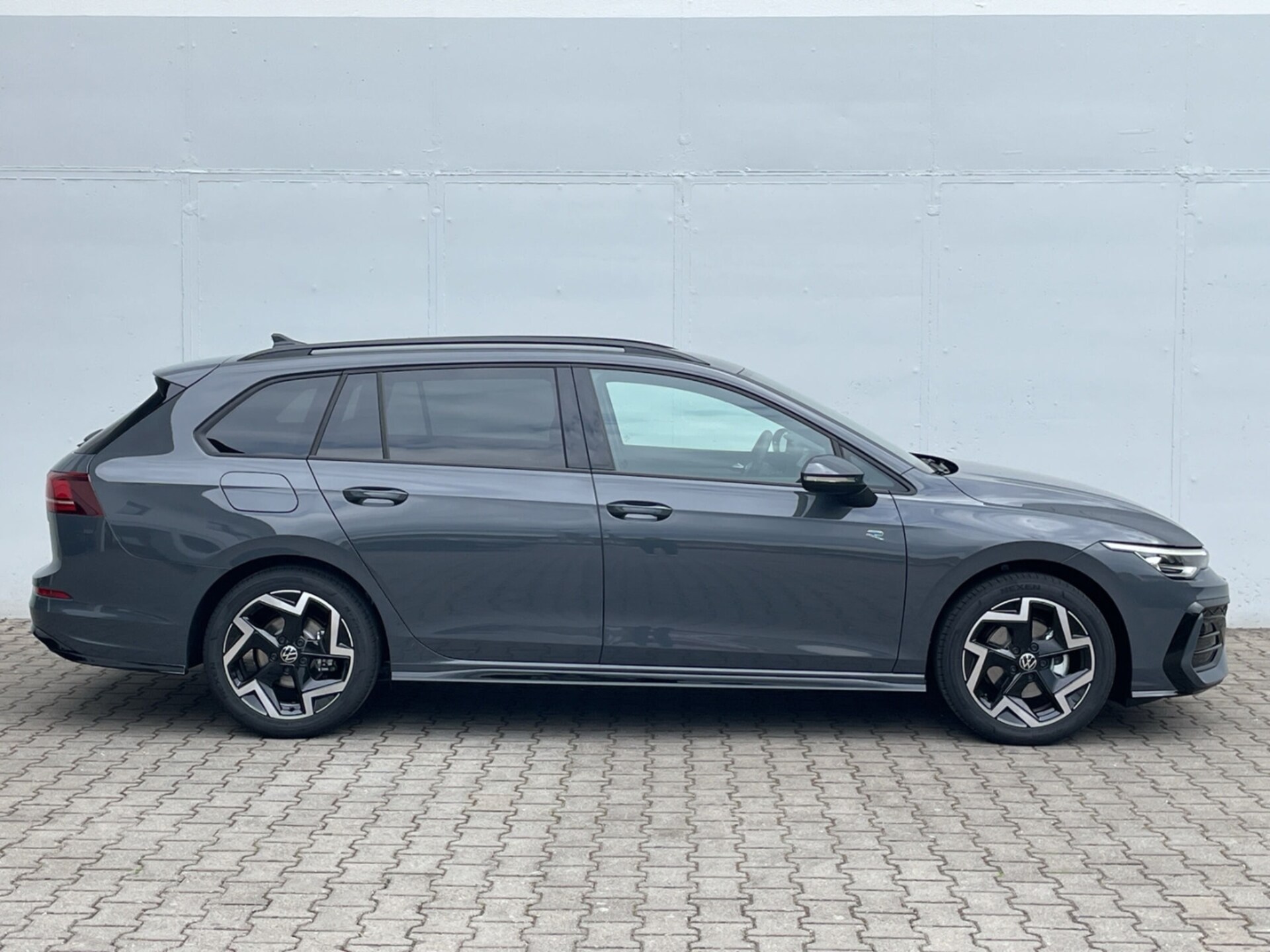 Volkswagen Golf Variant R-Line