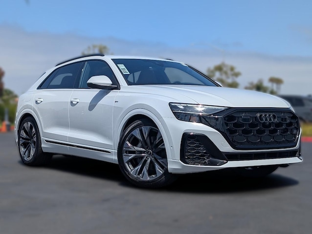 Photo of 2026 Audi Q8