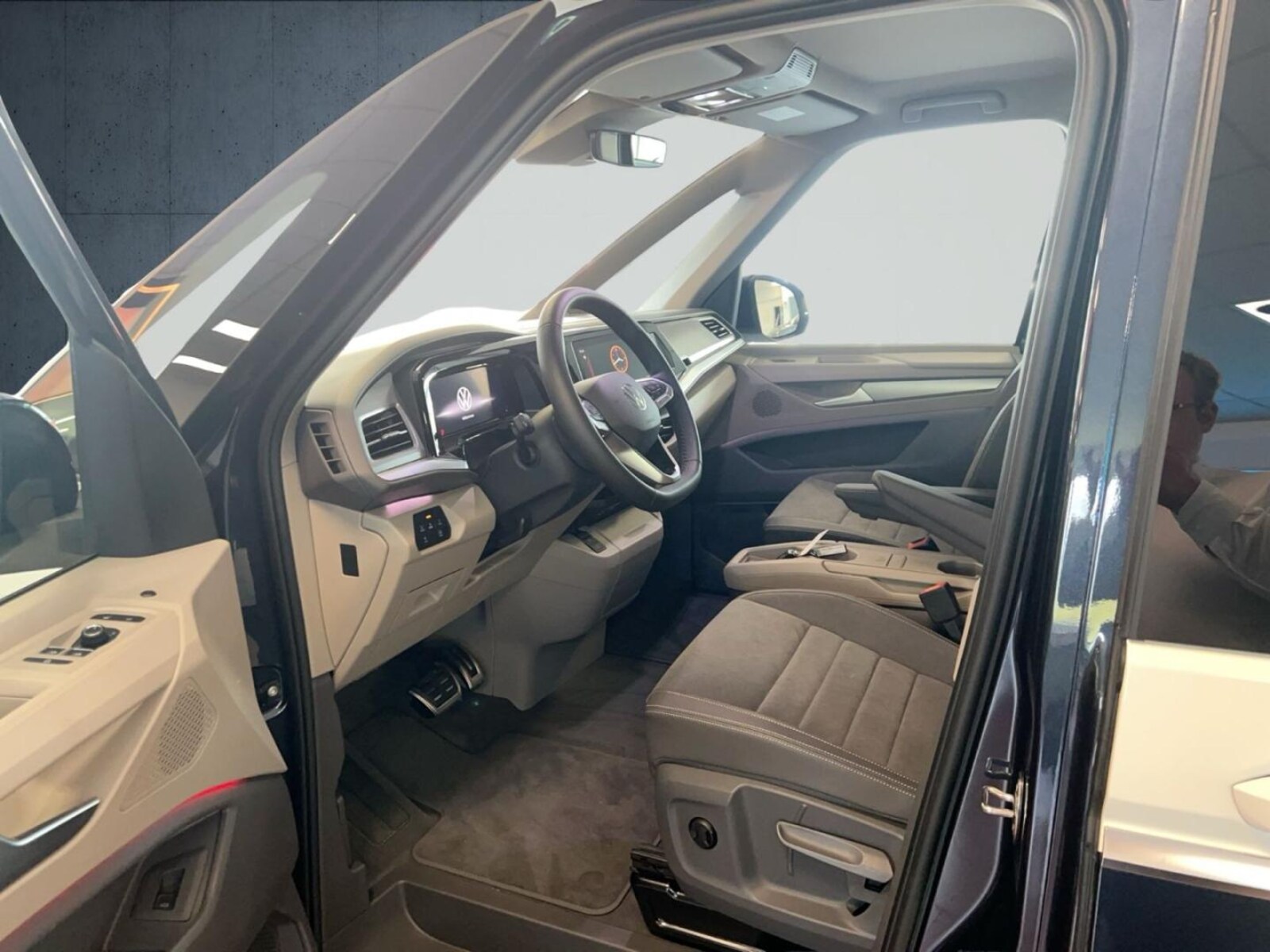 Volkswagen Multivan Langversion – Bild 9