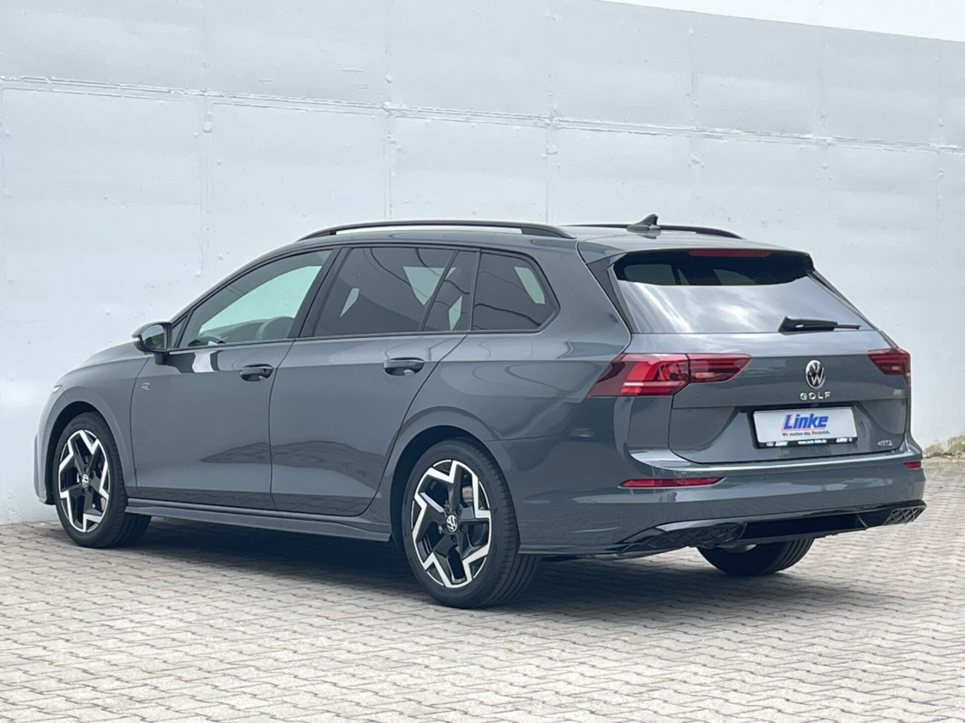 Volkswagen Golf Variant R-Line