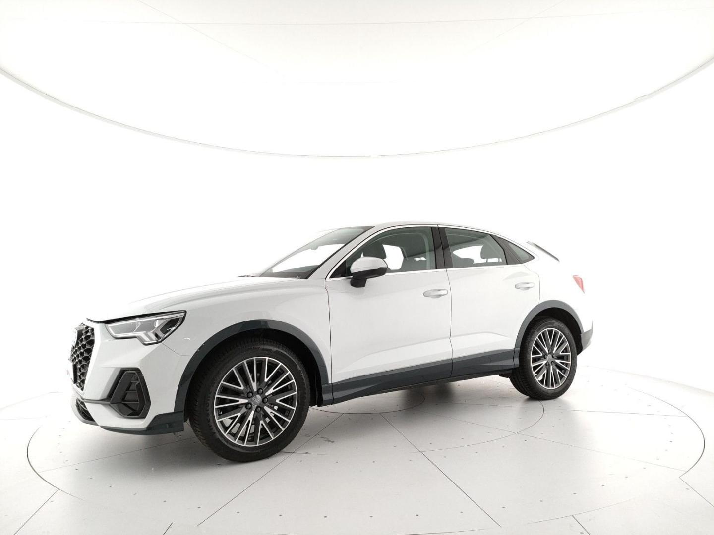 Immagine di Audi Q3 Sportback Business Plus 35 TFSI 110 kW (150 PS) S tronic - Vista: for more details contact your dealer